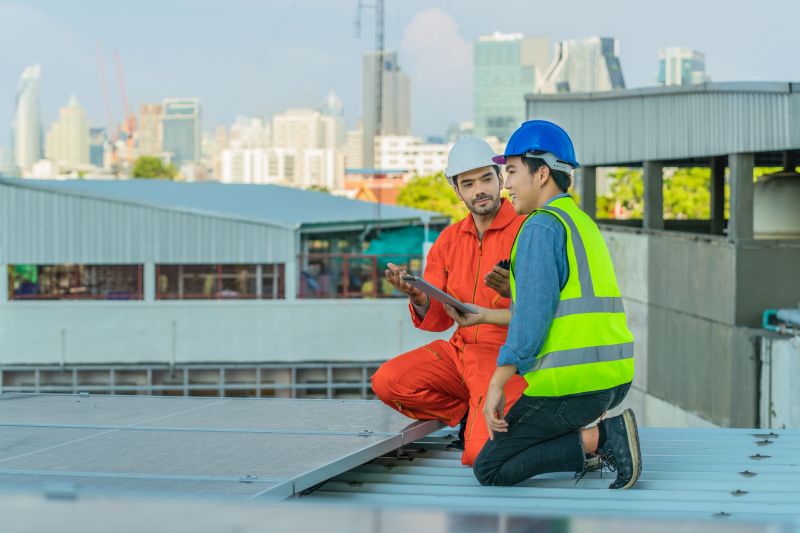 Full-Service Roofing Companies